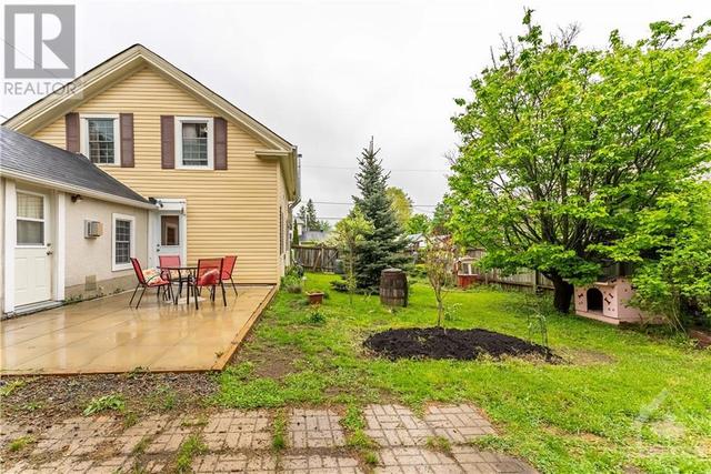 206 Drummond Street E, House detached with 3 bedrooms, 1 bathrooms and 2 parking in Merrickville Wolford ON | Image 30