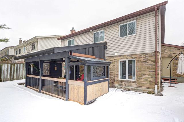 213 Little Ave, House detached with 3 bedrooms, 2 bathrooms and 6 parking in Barrie ON | Image 32