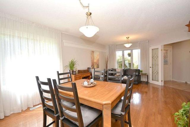 18 Chopin Cres, House detached with 4 bedrooms, 4 bathrooms and 6 parking in Brampton ON | Image 39