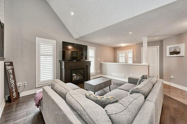 221 Goodwin Dr, House detached with 3 bedrooms, 3 bathrooms and 3 parking in Guelph ON | Image 37