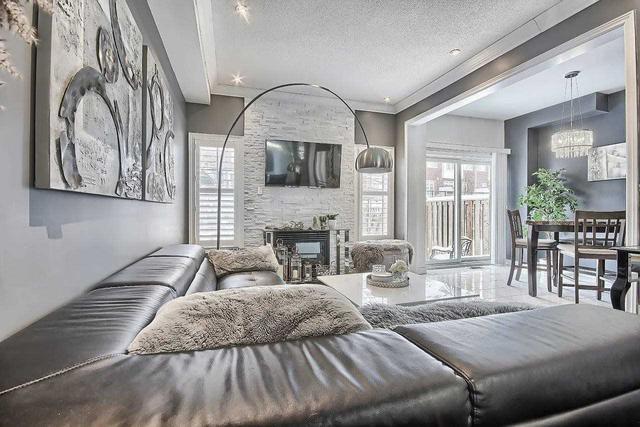 23 Fimco Cres, House semidetached with 4 bedrooms, 4 bathrooms and 2 parking in Markham ON | Image 9