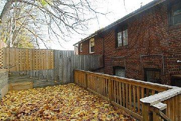 864 Davenport Rd, House semidetached with 3 bedrooms, 2 bathrooms and null parking in Toronto ON | Image 9