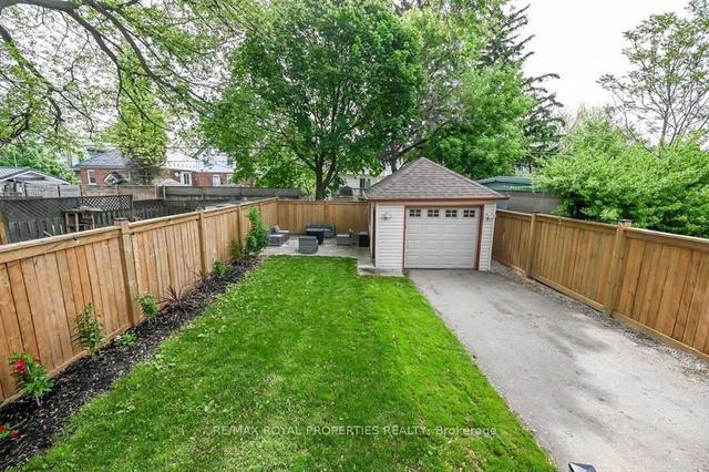 88 Kensington Ave N, House detached with 3 bedrooms, 3 bathrooms and 3 parking in Hamilton ON | Image 27