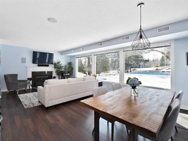 37 #8 Highway, House detached with 2 bedrooms, 2 bathrooms and 6 parking in Hamilton ON | Image 2