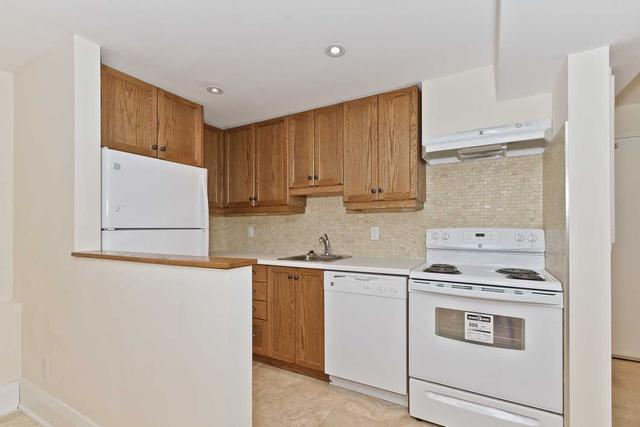 3 bsmnt - 624 Huron St, House other with 2 bedrooms, 2 bathrooms and 0 parking in Toronto ON | Image 17