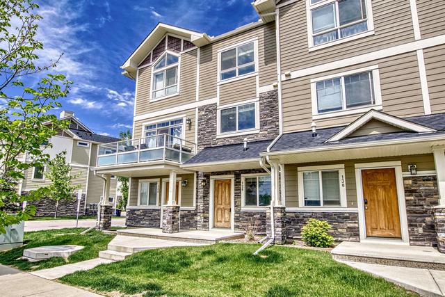 128 Skyview Ranch Road Ne, Home with 2 bedrooms, 2 bathrooms and 1 parking in Calgary AB | Image 2