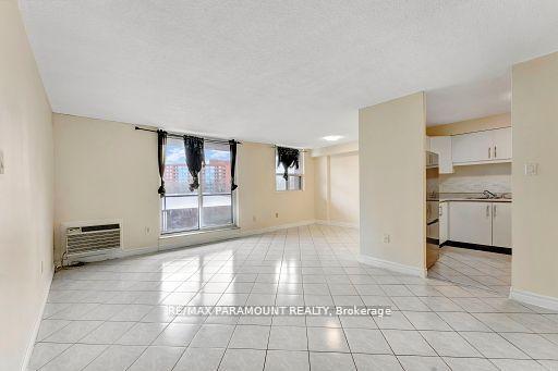 303 - 1881 Jane St, Condo with 3 bedrooms, 2 bathrooms and 1 parking in Toronto ON | Image 23