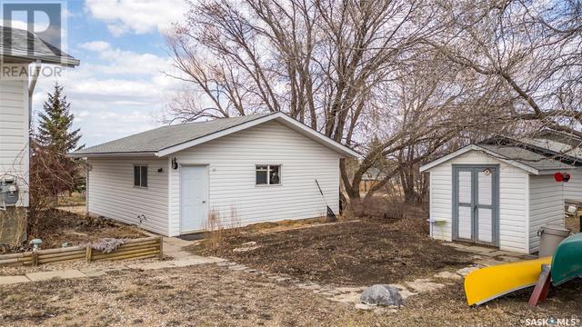 116 4th Street, House detached with 3 bedrooms, 3 bathrooms and null parking in Birch Hills SK | Image 33