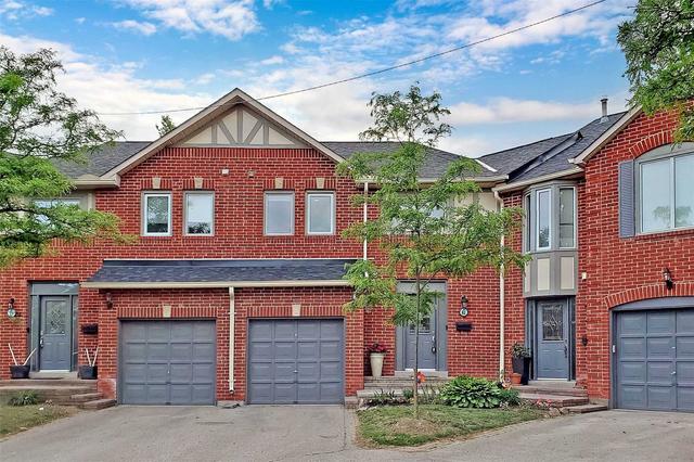 81 Beaumont Pl, Townhouse with 3 bedrooms, 3 bathrooms and 2 parking in Vaughan ON | Image 1