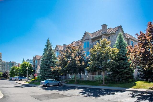d105 - 216 Plains Road W, Condo with 2 bedrooms, 2 bathrooms and 1 parking in Burlington ON | Image 1