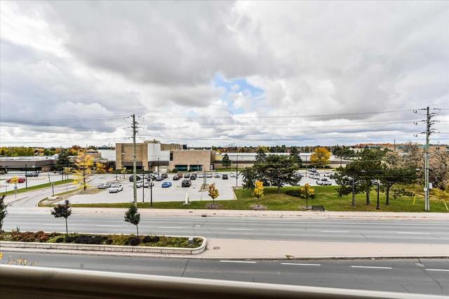 318 - 10211 Keele St, Condo with 2 bedrooms, 2 bathrooms and 1 parking in Vaughan ON | Image 9
