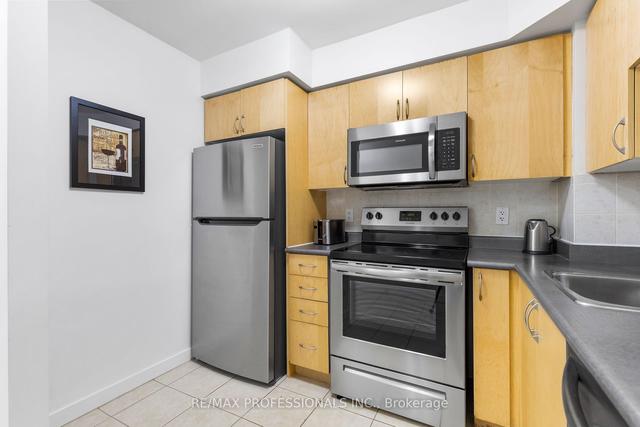 313 - 4 Elsinore Path, Condo with 2 bedrooms, 1 bathrooms and 1 parking in Toronto ON | Image 19