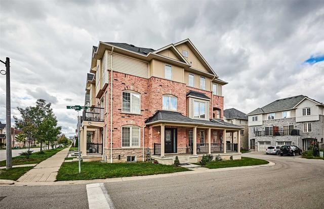 128 Barnham St, House semidetached with 4 bedrooms, 4 bathrooms and 2 parking in Ajax ON | Image 1