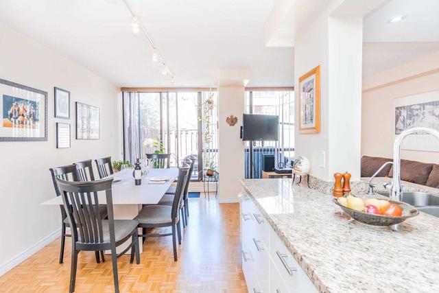 th7 - 89 Mccaul St, Townhouse with 3 bedrooms, 3 bathrooms and 0 parking in Toronto ON | Image 25