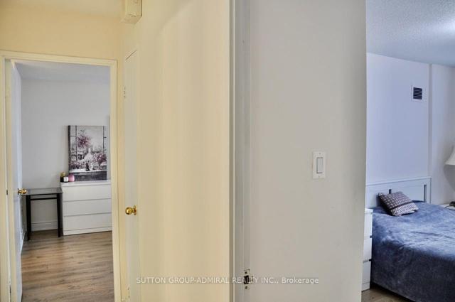ph2203 - 205 Hilda Ave, Condo with 3 bedrooms, 2 bathrooms and 1 parking in Toronto ON | Image 10