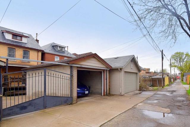 54 Oak Ave, House detached with 4 bedrooms, 3 bathrooms and 3 parking in Hamilton ON | Image 10