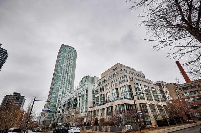 422 - 120 Homewood Ave, Condo with 2 bedrooms, 2 bathrooms and 1 parking in Toronto ON | Image 7