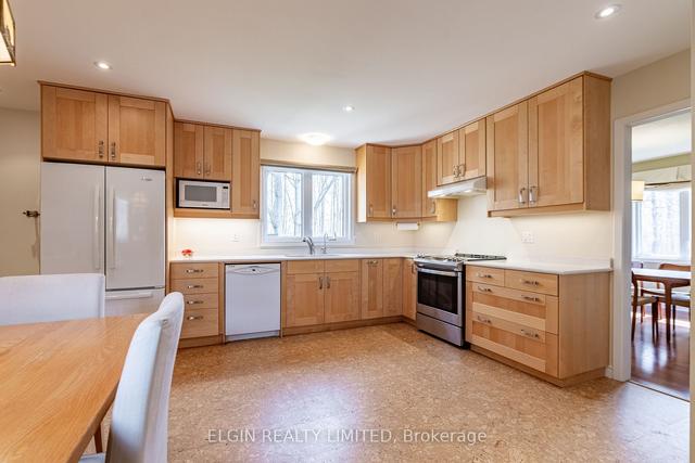36067 Third Line, Home with 3 bedrooms, 3 bathrooms and 12 parking in Southwold ON | Image 38