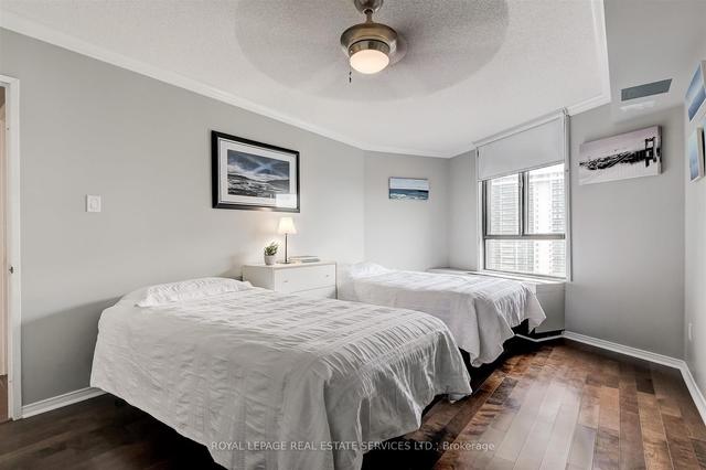 e24 - 300 Mill Rd, Condo with 2 bedrooms, 2 bathrooms and 1 parking in Toronto ON | Image 7