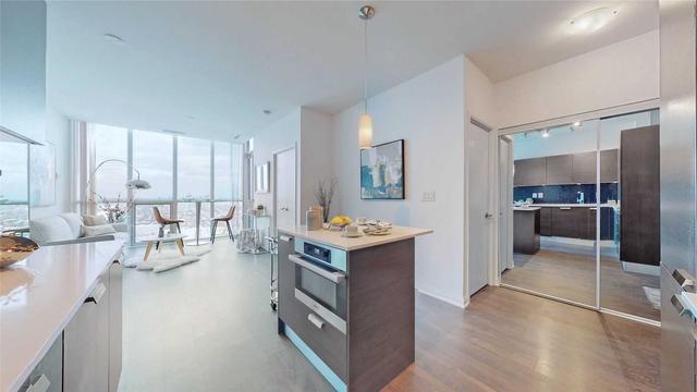 4201 - 9 Bogert Ave, Condo with 1 bedrooms, 2 bathrooms and 1 parking in Toronto ON | Image 7