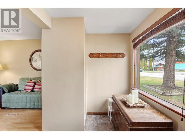 1419 Third Street W, House detached with 1 bedrooms, 1 bathrooms and 2 parking in Revelstoke BC | Image 14