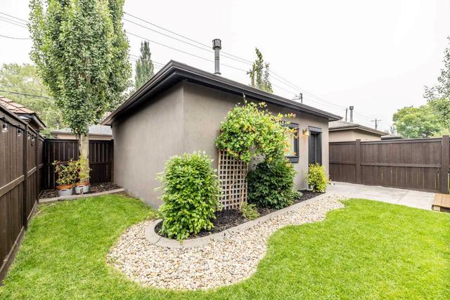 2228 Broadview Road Nw, House detached with 5 bedrooms, 3 bathrooms and 2 parking in Calgary AB | Image 39