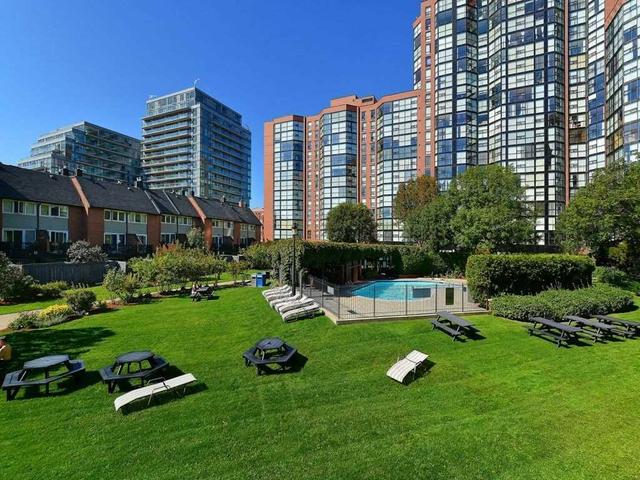 ph10 - 701 King St W, Condo with 2 bedrooms, 2 bathrooms and 1 parking in Toronto ON | Image 24