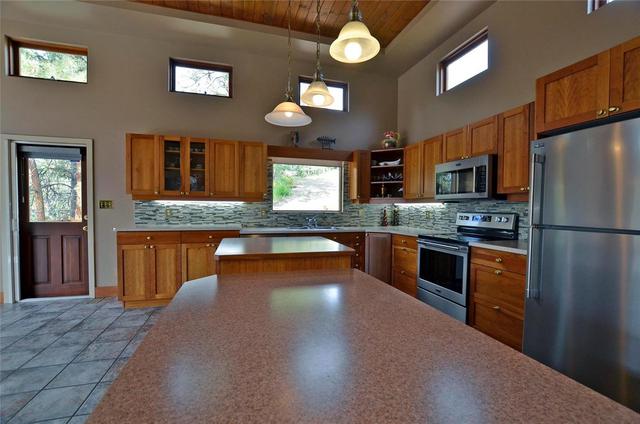 1021 Old Main Road, House detached with 4 bedrooms, 3 bathrooms and 7 parking in Okanagan Similkameen E BC | Image 17