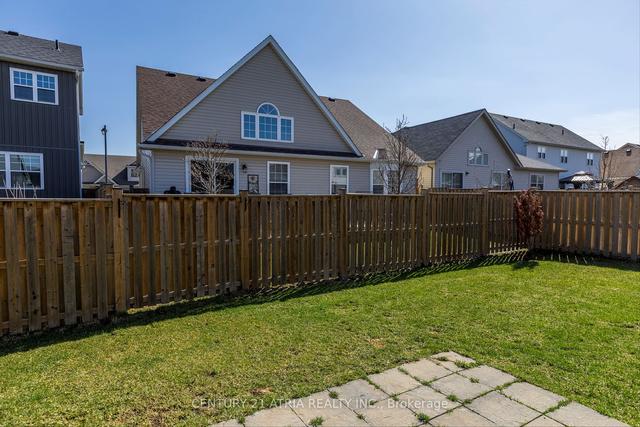 349 Noftall Gdns E, House detached with 2 bedrooms, 3 bathrooms and 6 parking in Peterborough ON | Image 22