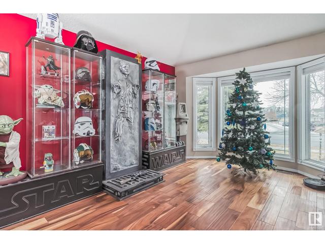 34 Harwood Dr, House detached with 4 bedrooms, 3 bathrooms and null parking in St. Albert AB | Image 3