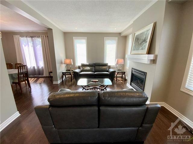 344 Hepatica Way, House detached with 4 bedrooms, 4 bathrooms and 4 parking in Ottawa ON | Image 7