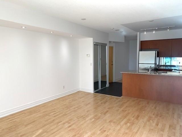 303 - 8 Scollard St, Condo with 1 bedrooms, 1 bathrooms and 0 parking in Toronto ON | Image 19