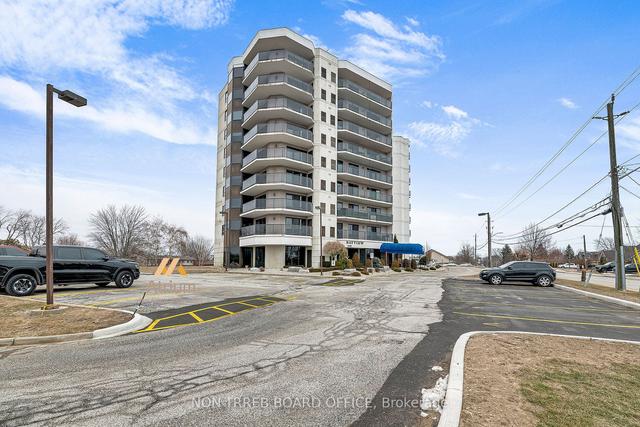 109 Robson Rd, Condo with 2 bedrooms, 2 bathrooms and 2 parking in Leamington ON | Image 1