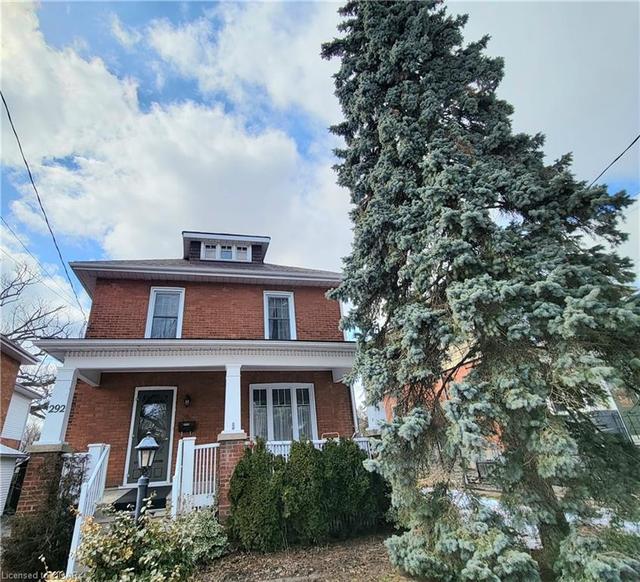 292 Bleecker Avenue, House detached with 4 bedrooms, 2 bathrooms and 4 parking in Belleville ON | Image 12