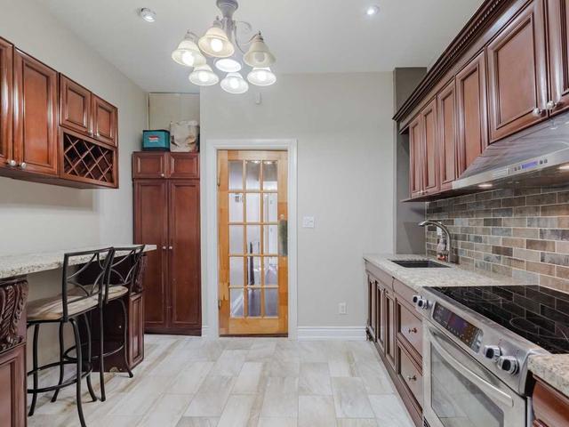 1087 Weston Rd, House attached with 3 bedrooms, 3 bathrooms and 2 parking in Toronto ON | Image 19