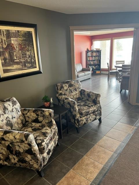 220 - 1648 Saamis Drive Nw, Condo with 2 bedrooms, 2 bathrooms and 2 parking in Medicine Hat AB | Image 17