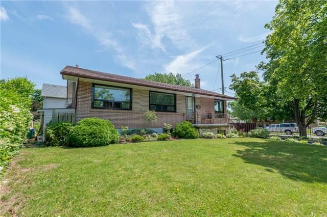 361 St. Augustine Dr, House detached with 3 bedrooms, 2 bathrooms and 6 parking in Oakville ON | Image 1