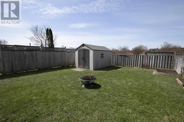 835 Cooper St, House semidetached with 3 bedrooms, 2 bathrooms and null parking in Sault Ste. Marie ON | Image 7