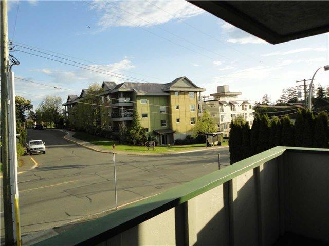 2 - 1390 Esquimalt Rd, Condo with 2 bedrooms, 1 bathrooms and 1 parking in Esquimalt BC | Image 13