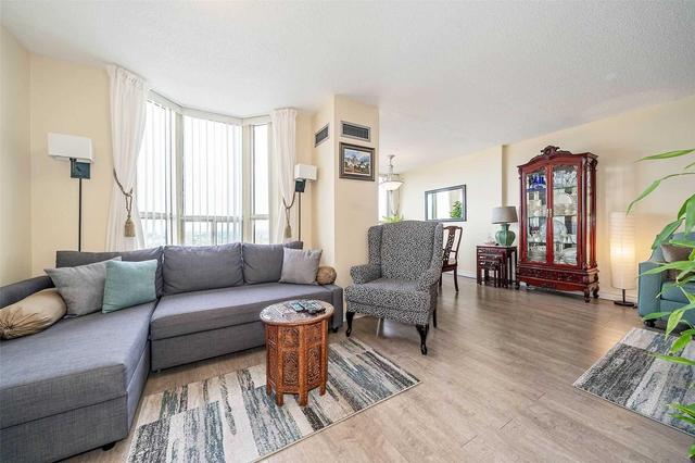 Ph4 - 100 County Court Blvd, Condo with 3 bedrooms, 2 bathrooms and 2 parking in Brampton ON | Image 5