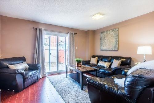 81 Ural Circ, House attached with 3 bedrooms, 3 bathrooms and 3 parking in Brampton ON | Image 9