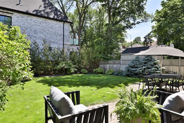 43 Elderwood Dr, House detached with 5 bedrooms, 5 bathrooms and 3 parking in Toronto ON | Image 33