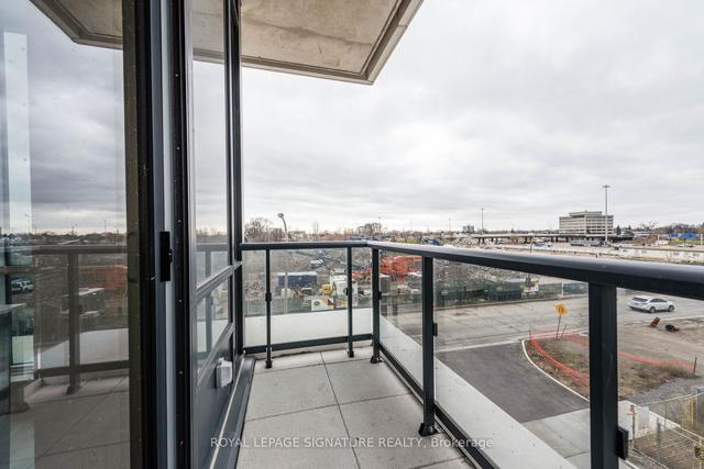 317 - 10 Gibbs Rd E, Condo with 3 bedrooms, 2 bathrooms and 1 parking in Toronto ON | Image 11
