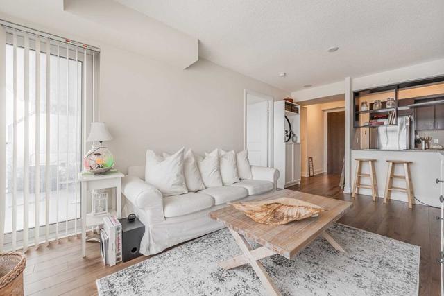 2425 - 2 Eva Rd, Condo with 2 bedrooms, 2 bathrooms and 1 parking in Toronto ON | Image 17