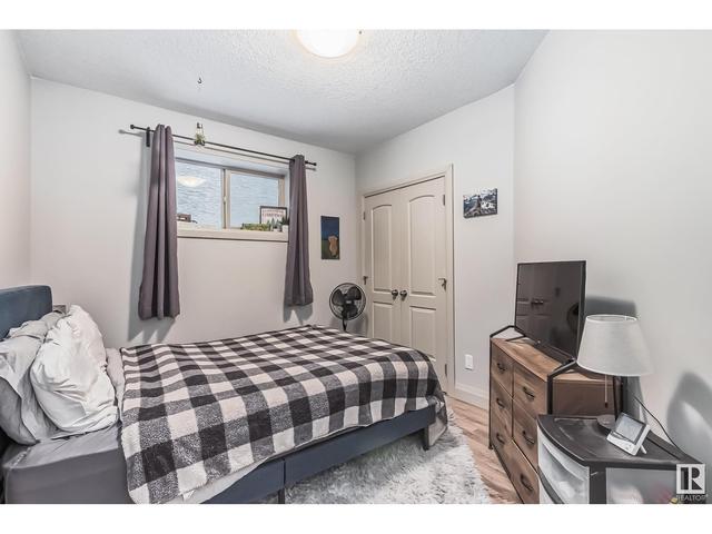3240 151 Av Nw, House detached with 5 bedrooms, 3 bathrooms and null parking in Edmonton AB | Image 35
