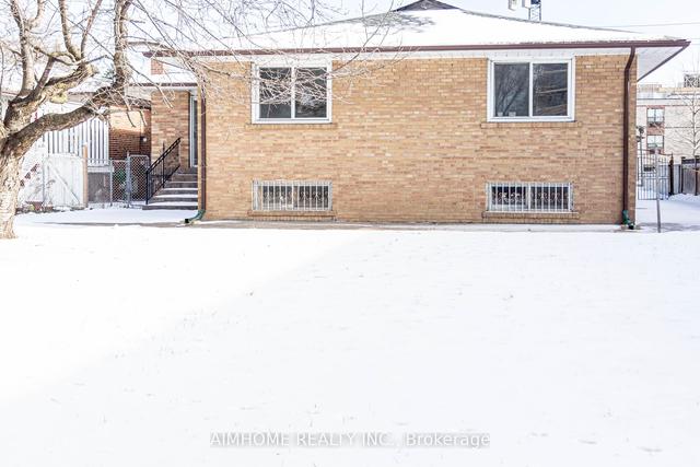 6 Maxwell St, House detached with 4 bedrooms, 3 bathrooms and 6 parking in Toronto ON | Image 21