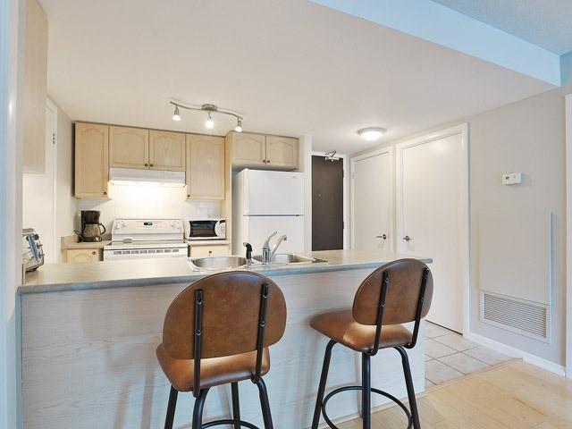 434 - 231 Fort York Blvd, Condo with 2 bedrooms, 2 bathrooms and 1 parking in Toronto ON | Image 7