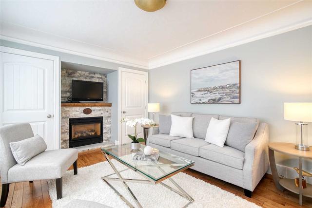 214 Allen St, House detached with 2 bedrooms, 2 bathrooms and 7 parking in Waterloo ON | Image 31