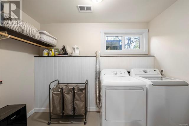Clean and Organized Laundry Room | Image 38