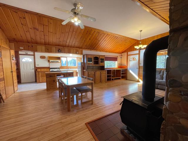 4561 Barleben Road, House detached with 2 bedrooms, 1 bathrooms and null parking in East Kootenay E BC | Image 9